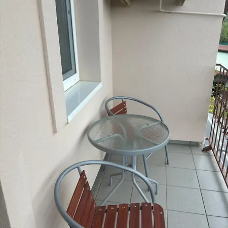 Afamado Fisli Apartment Heviz