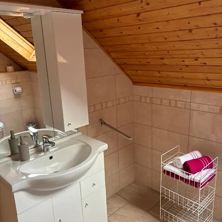 Afamado Fisli Apartment Hévíz